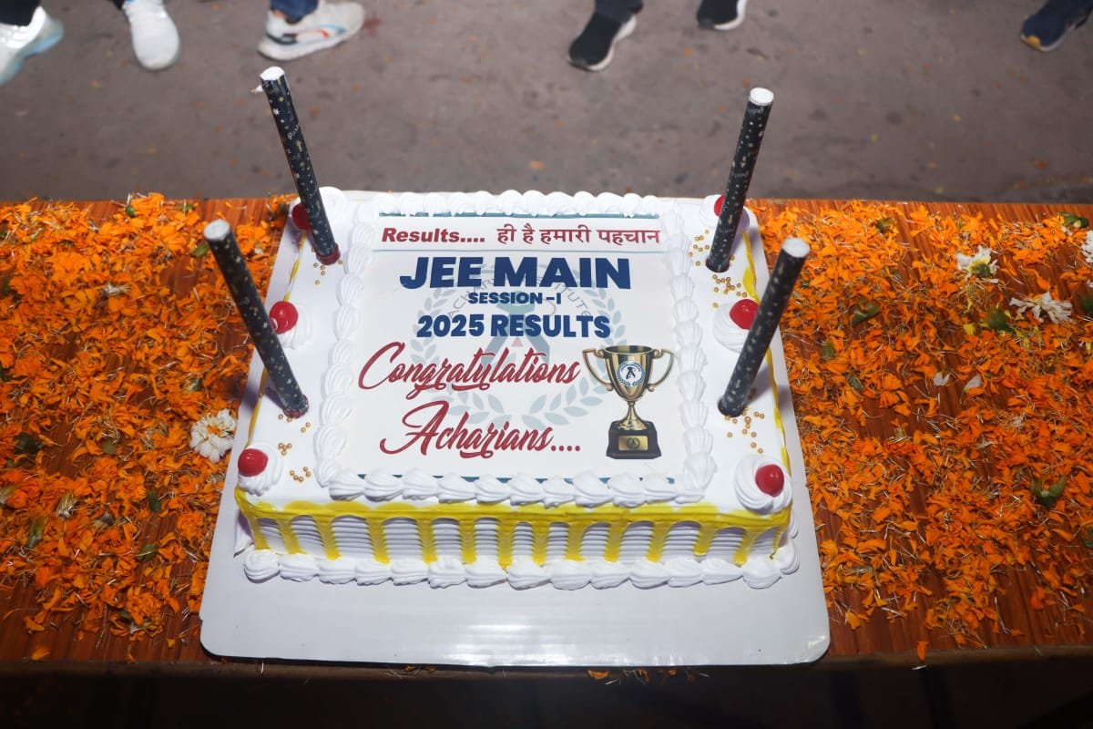 JEE Main 2025 में शानदार सफलता! — 2